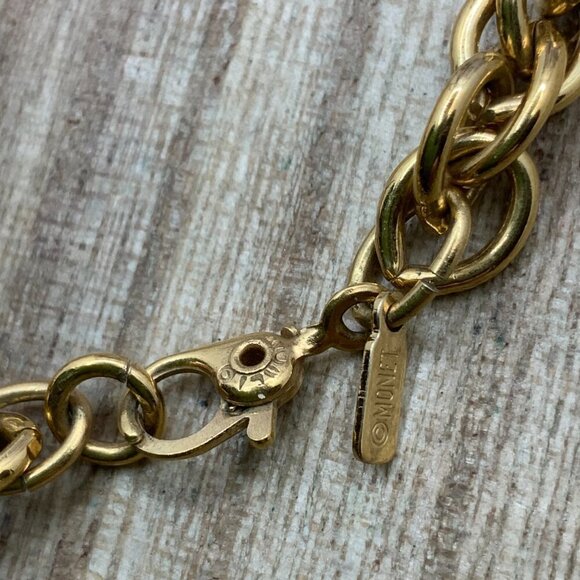 Monet Vintage Black & Gold Tone Chain Link Necklace - Picture 5 of 8